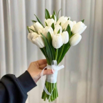 Bó hoa cưới Tulip trắng