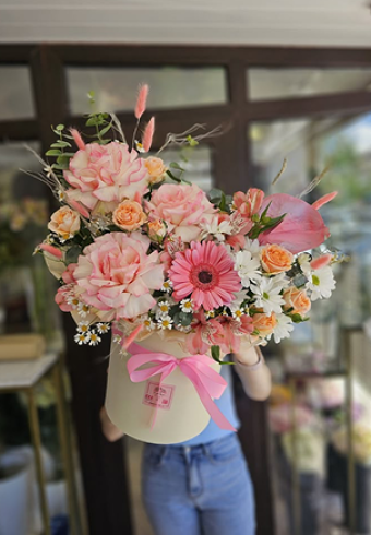 Pisces Florist <br /> Gửi trọn cảm xúc qua từng đóa hoa